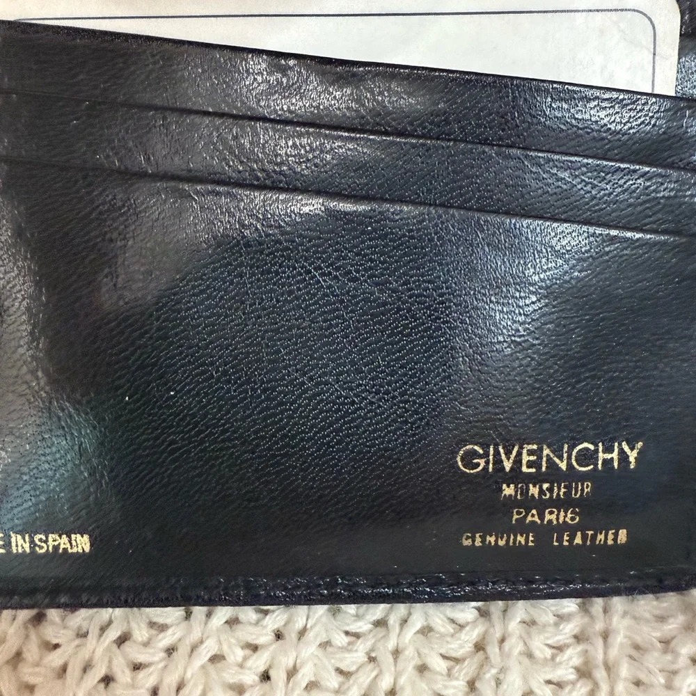 Givenchy stylish wallet